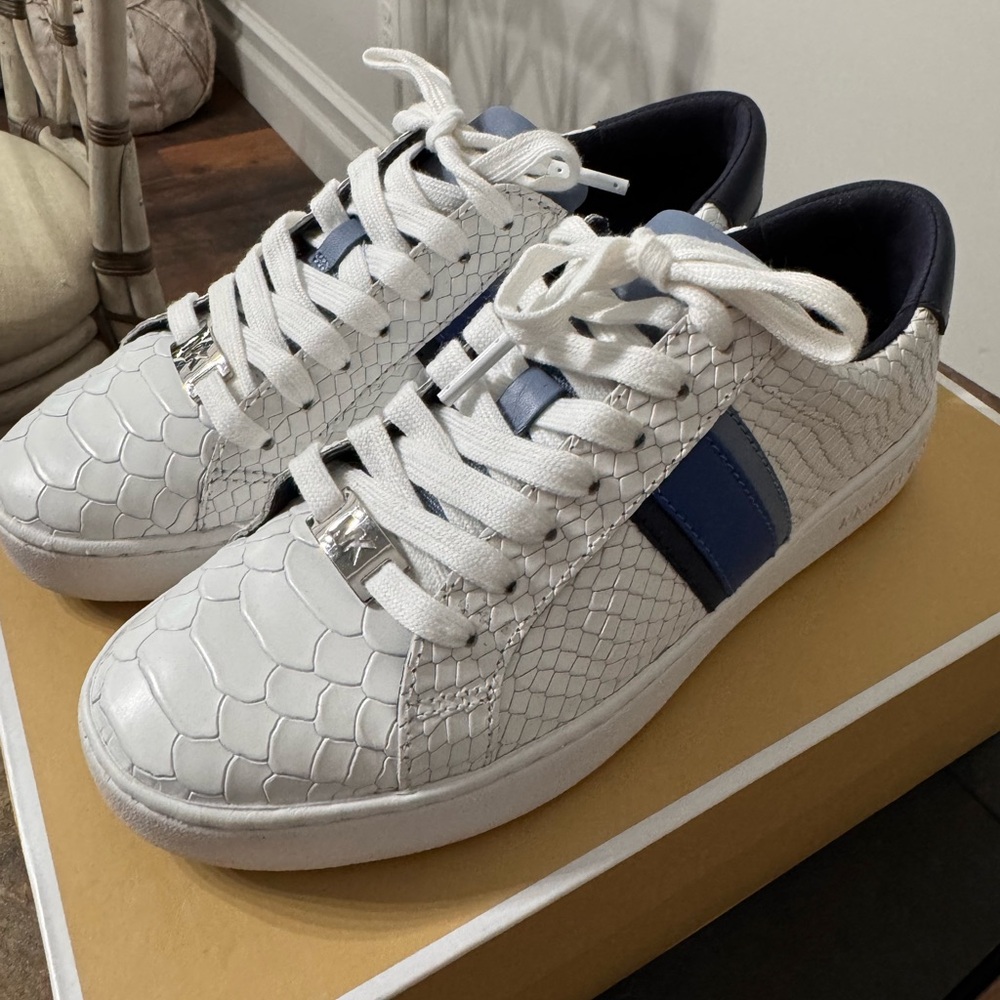 Michael Kors Irving Stripe Lace Up